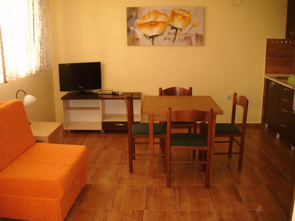 Apartments Bombona Utjeha Kamer foto